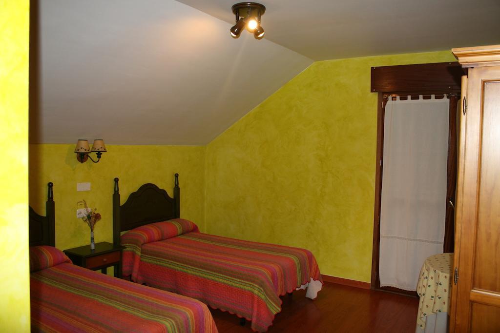 El Aposento De Babia Guest House Quintanilla De Babia Rom bilde